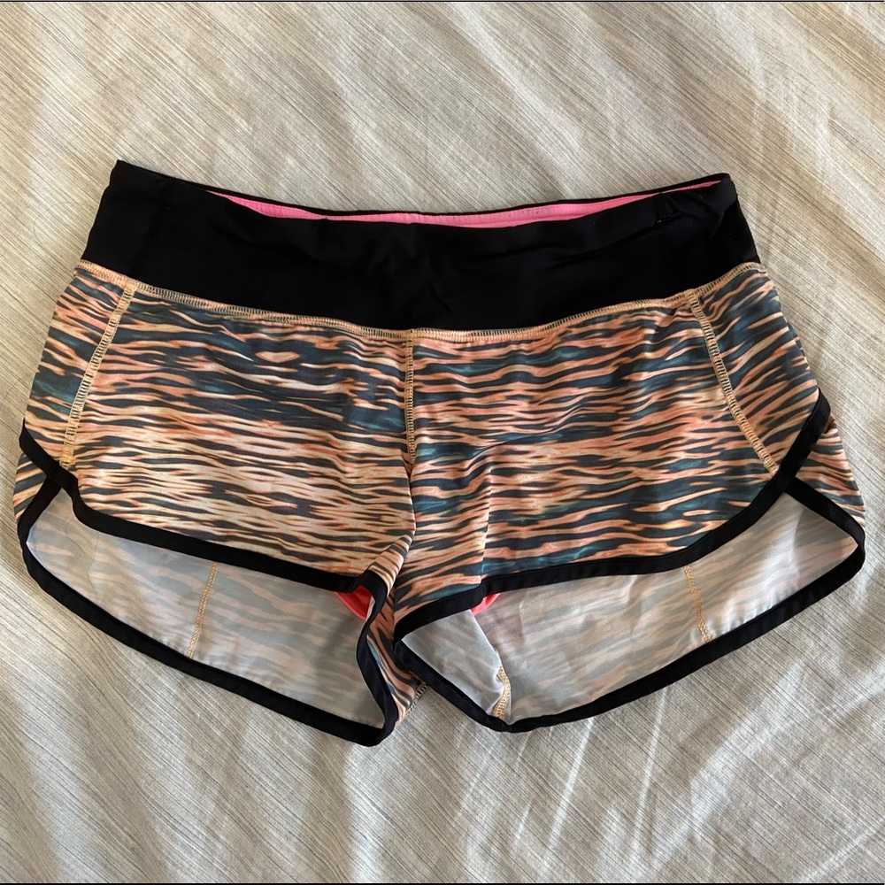 Lululemon Speed Short Size 6